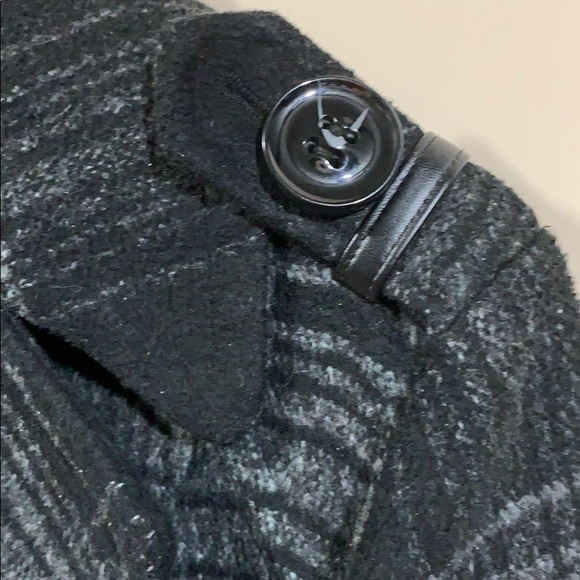 Coat - Picture 3 of 5